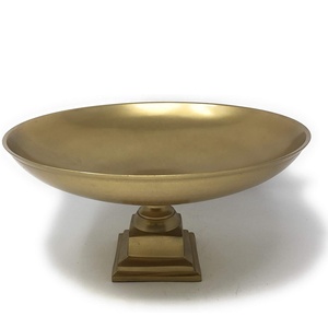 Cuencos para servir frutas con soporte de calidad duradera Diseño decorativo Centro DE MESA DE BODA Cuencos reales con acabado dorado - Product Image 1