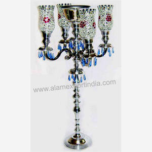 Nuevo Candelabro de Aluminio Plateado de Cinco Brazos con Cristales Colgantes, Hecho a Mano, Venta al Por Mayor Directa de Fábrica, Decoración para Fiestas y Bodas - Product Image 2