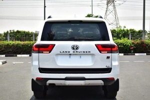 LandCruiser GR-Sport 3.5T Hybride À VENDRE - Product Image 6