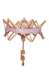 Vente en gros, accessoires de tricotage à la main, fil, outil de tricotage de fil à écheveau en métal 100% - Product Image 2