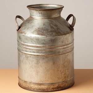 Lata de leche galvanizada de granja rústica con forma tradicional perfecta para cocinas hogares jardín al aire libre café e interiores antiguos - Product Image 4