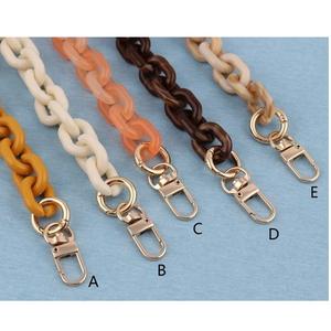 Collar de Resina Epoxi de Moda Vintage Personalizado para Mujer, Hecho a Mano, Producto de la Mejor Calidad, Cadena de Cuentas a Bajo Precio para Usar en Fiestas - Product Image 4