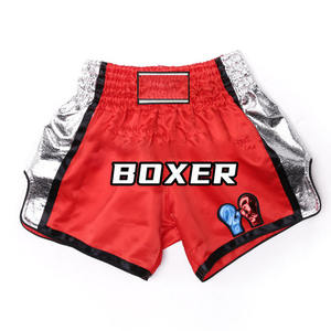 Shorts de Muay Thai pour hommes de haute qualité, respirants, légers, à séchage rapide, avec logo personnalisé - Product Image 4