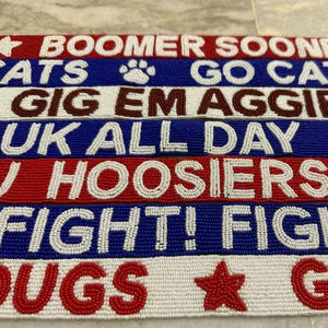 Nuevo Bolso Bandolera de Diseño Hecho a Mano por Brazeal Studio para Mujer, con Patrón Geométrico, Correas con Cuentas Ajustables y Personalizadas - Product Image 1