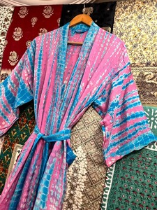 Kimono en soie teintée à la main, peignoir pour demoiselle d'honneur d'été et vêtements de nuit pour femmes - Product Image 2