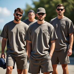 Chándal de 2 piezas con estampado de logotipo de estilo holgado para hombre, camiseta de gran tamaño, conjunto de pantalones cortos, colección de verano de etiqueta privada - Product Image 6