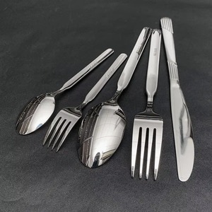 ชุดช้อนส้อมมีดีไซน์คลาสสิกมาใหม่ชุดช้อนส้อมมีดสเตนเลสคุณภาพดี - Product Image 2