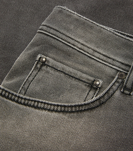 กางเกงผ้ายีนส์ขากว้างสำหรับผู้ชายกางเกงเอวสูงทรงตรงพอดีตัวสีเรียบพิมพ์โลโก้แบบกำหนดเอง - Product Image 5