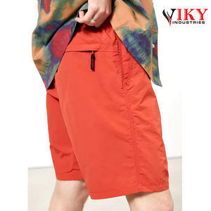 Pantalones cortos de nailon con logotipo personalizado de VIKY INDUSTRIES, calidad superior, el mejor proveedor con logotipo propio para hombre - Product Image 4