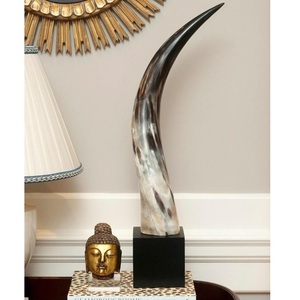 Corne longue de style occidental avec accent d'agate pour la décoration de la maison et du bureau - Product Image 5