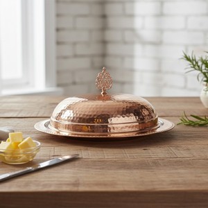 Bandeja de Servir Elegante Hecha a Mano en Forma de Barco de Cobre Forjado, Bandeja Grande de Madera y Metal para Servir Alimentos, Decorativa para Cualquier Ocasión - Product Image 2