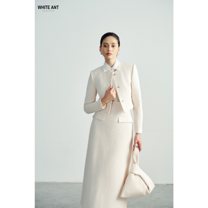 Chaquetas de mujer más vendidas, chaquetas recortadas Juhi con logotipo personalizado y cuentas a mano, 100% poliéster, Recyle Whiteant, mayorista de Vietnam - Product Image 1