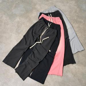 กางเกงวอร์มผู้ชายทรงเฮฟวี่เวท ผ้าฝ้ายวินเทจ ลุคย้อนยุค ฟอกสีซีดแบบซันเฟด ทรงขาบาน - Product Image 3