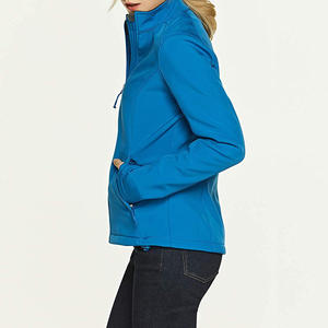 Haute qualité en gros personnalisé en plein air femmes léger imperméable coupe-vent respirant fermeture éclair à capuche Performance Softshell - Product Image 1