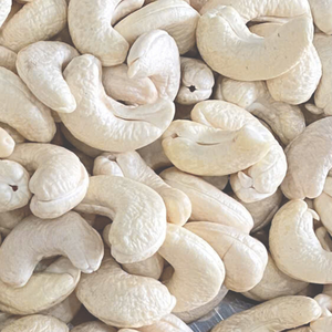 Noix de cajou brutes de haute qualité de la marque SANTIGO, grades WW180, WW240, WW320, LP, noix de cajou du Vietnam, emballage personnalisé, modèle SA6025 - Product Image 1