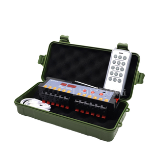 Sistema di Accensione Ricaricabile per Fuochi d'Artificio a 12 Canali con <span class=keywords><strong>Telecomando</strong></span> Wireless per il Controllo dei Fuochi d'Artificio - Product Image 1