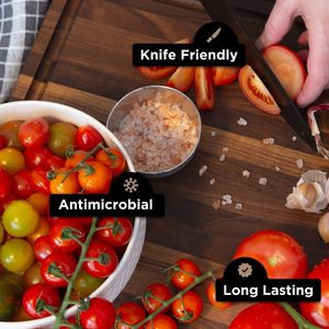 Tabla de cortar de madera maciza hecha a mano con mango ergonómico para pan, queso y preparación de alimentos en hogares y restaurantes - Product Image 2