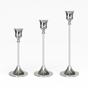 Bougeoir en métal argenté antique avec base ornée pour la décoration vintage de la maison et des mariages - Product Image 2