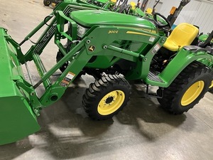 Mini tractor compacto usado y nuevo Johnn Deerr 3038E Tractor y cargador compactos de la mejor calidad a la venta - Product Image 6
