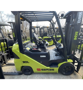 Chariot à palettes CLARK S30CL 2023, diesel, état neuf et d'occasion, pour la construction, l'agriculture, la vente au détail et les ateliers de réparation de machines - Product Image 1