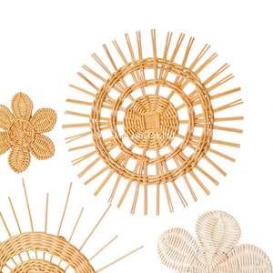 Decoración de Pared Infantil de Ratán Natural Hecha a Mano, Arte de Pared Tejido para Cuarto de Niños de Vietnam - Product Image 2