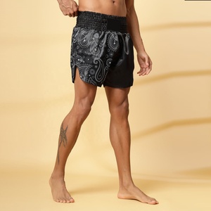 MMA กางเกงขาสั้นเอวสูงสำหรับผู้ชายพร้อมโลโก้ออกแบบได้ตามต้องการ - Product Image 2