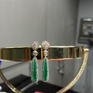 ต่างหูเม็ดเพชรสีทอง14K & 18K ทรงคลัสเตอร์เพชรธรรมชาติหรูหราสำหรับสไตล์หรูหรา - Product Image 2