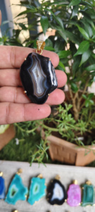 Collier de pendentifs en agate de qualité supérieure cristal de pierres précieuses naturelles Druzy pendentif géode sculpté le plus vendu pour cadeau de décoration de la maison - Product Image 6