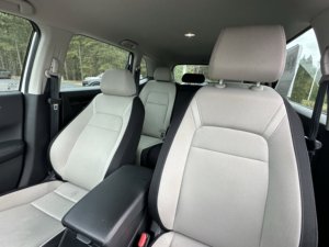 Honda CR-V LX 2WD 2023 d'occasion propre - Product Image 4