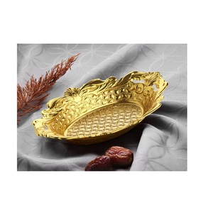 Tazón de chocolate de metal de diseñador para mesa de comedor de lujo, centro de mesa hecho a mano, acabado dorado, apariencia elegante única - Product Image 2