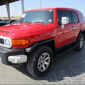 Toyota FJ Cruiser 2015 en Venta, Bajo Kilometraje, Motor de Gasolina, Coche Usado en Excelentes Condiciones, Sin Accidentes, Gran Oferta - Product Image 1