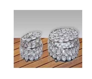 Boîte à bijoux en cristal avec pieds Boîte de rangement pour bijoux en perles de diamants décorés d'une coiffeuse à la maison - Product Image 2