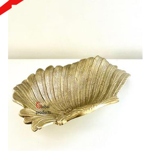 Plato de servicio de forma cuadrada de aluminio y metal con acabado plateado de diseño único para restaurante y bar de hotel - Product Image 4