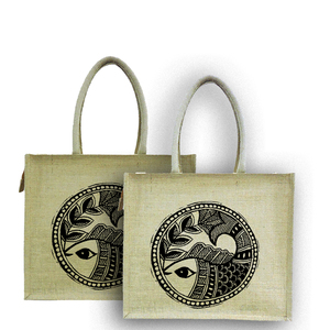 Bolsa de yute plegable promocional con cierre de cremallera y asas de correas de PP tamaño mediano - Product Image 4