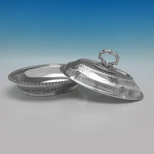 Elegante Cacerola Aislada de Acero Inoxidable |   Perfecto para Comidas Familiares e Invitados - Product Image 5