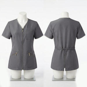 Chaqueta de Barbería para Mujer, Premium, 180 GSM, Polialgodón, Ropa de Trabajo, Cierre Negro, Uniforme de Salón, Personalizable con Logotipo Bordado o Impreso - Product Image 3