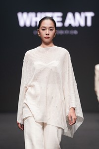 Pantalones de mujer de cintura alta con bolsillos Pierna recta PANTALONES DE PIERNA RECTA DE LANA NORA Tweed Algodón orgánico Conjunto de 2 piezas Mujer - Product Image 5