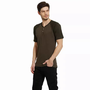 Henley เสื้อคอตตอนสำหรับผู้ชายเสื้อแขนสั้นลำลองพิมพ์โลโก้สกรีนออกแบบได้ตามต้องการ - Product Image 2