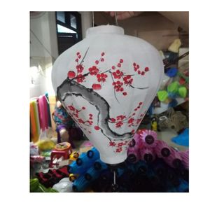 Lanterne en soie prête à être expédiée, artisanat pur pour la décoration de célébrations festives et l'éclairage élégant pour les présentoirs de boutiques - Product Image 2