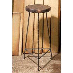Tabouret de bar en fer, métal et fer vintage au design antique avec repose-pieds pour bar à domicile - Product Image 1