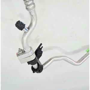 Tuyau de compresseur d'évaporateur de climatisation FORD Transit Courier Série JT71-19F018 Diesel 1500 (14>) - Product Image 4