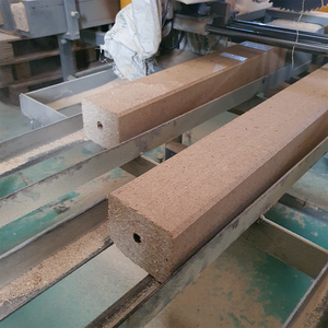 Uso de bloques de astillas de madera para tablero de partículas hueco de pie de paleta de madera comprimido, muchos tamaños hechos en bloque de aserrín de Vietnam - Product Image 2