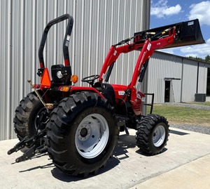 Tracteur à roues McCormick CT55U 90HP 4WD avec moteur haute performance et rapport fourni - Product Image 1