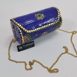 Pochette métallique de qualité supérieure avec des détails de créateur parfaits pour les mariées et les événements Tradebyd - Product Image 3