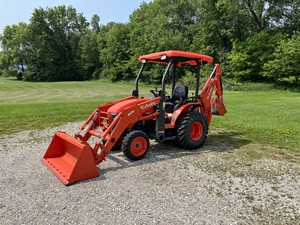 รถแทรกเตอร์เดินรถ B26 Kubota - Product Image 2