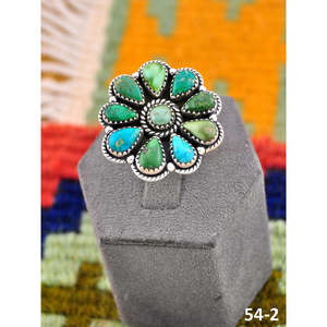 Bague ajustable artisanale en turquoise émeraude de la Vallée du Sud-Ouest et argent sterling, avec technologie d'incrustation à sertissage clos, idéale pour un cadeau - Product Image 1