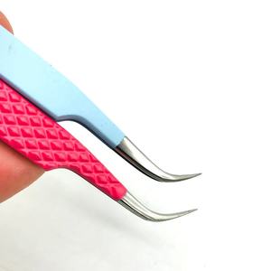 Pinzas de extensión de pestañas de acero inoxidable con recubrimiento de Color personalizado de alta calidad Punta puntiaguda sostenible Probado a mano-Venta al por mayor - Product Image 4