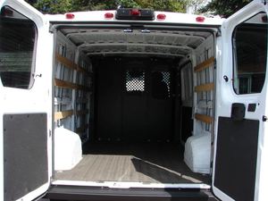 VENTAS EN SUBASTA DE PRECIOS BAJOS: ProM-a-s-t-e-r 2500 Tradesman 136 de Techo Bajo Usado del 2025 en Venta - Product Image 6
