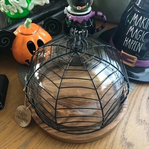 Support à Oiseaux en Fer à Trois Niveaux avec Design de Clôture Élégant Noir Étagère de Présentation pour Cupcakes Desserts et Décoration d'Halloween - Product Image 5