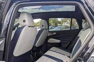<span class=keywords><strong>VOLKSWAGEN</strong></span> ID.4 Pro SUV 2024 USATO IN BUONE CONDIZIONI PRONTO PER LA <span class=keywords><strong>VENDITA</strong></span> - Product Image 3